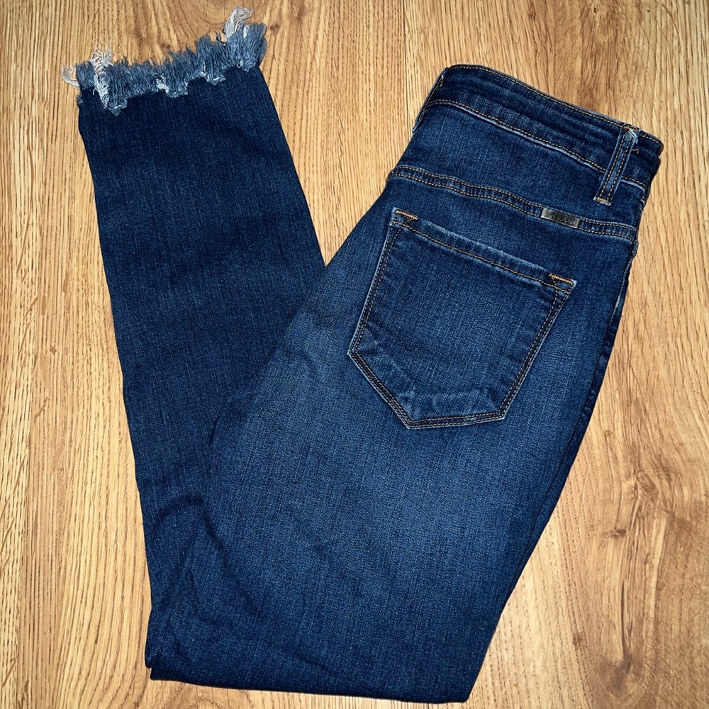Womens Size 7/27 Kancan Dark Jeans Distressed Bottom Button Fly KC9119D Cut31061